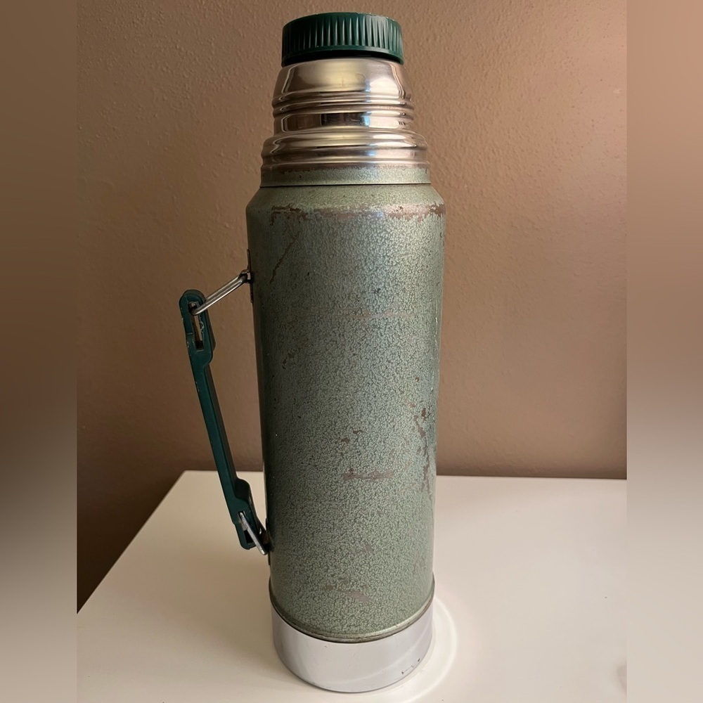 Vintage Stanley Green Thermos Aladdin Half Gallon / 2 Qt. No. RH94 - Picture 5 of 16